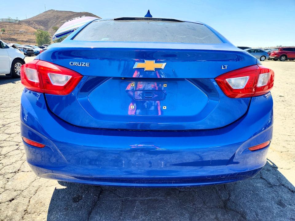 Продаж на аукціоні авто 2017 Chevrolet Cruze, vin: 1G1BE5SM9H7101704, номер лоту: 68929246