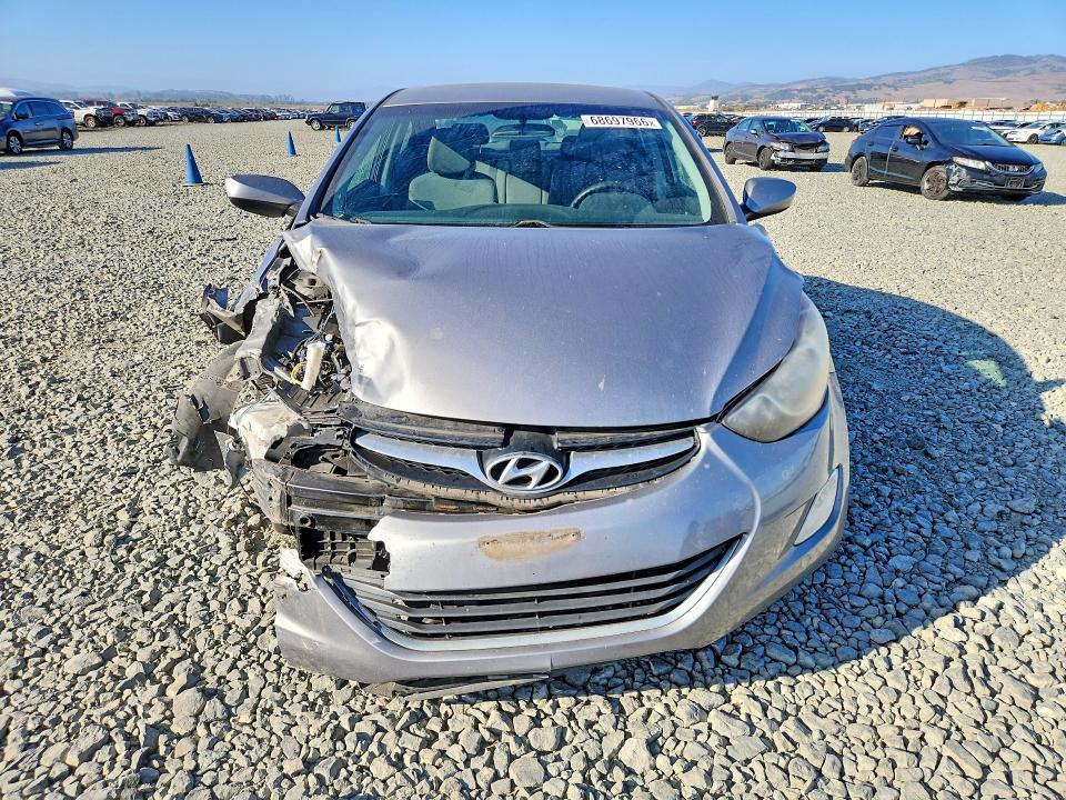 Продажа на аукционе авто 2012 Hyundai Elantra, vin: KMHDH4AE5CU458069, номер лота: 68697966