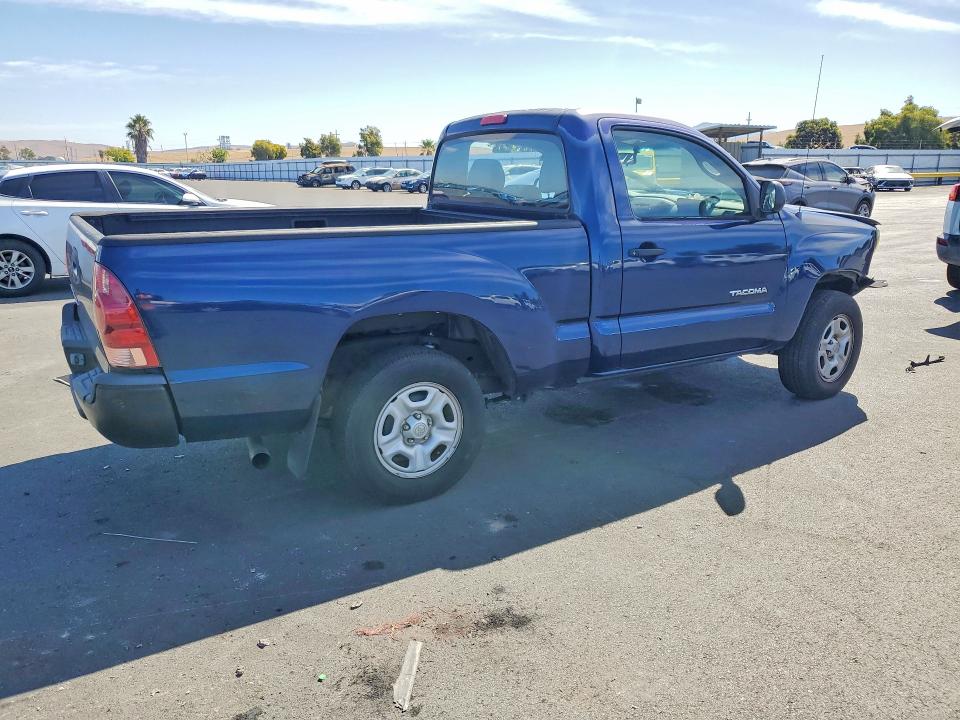 68989216 :رقم المزاد ، 5TENX22NX5Z043368 vin ، 2005 Toyota Tacoma مزاد بيع