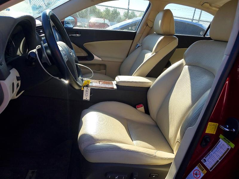 68245016 :رقم المزاد ، JTHCF5C27C5056528 vin ، 2012 Lexus Is مزاد بيع