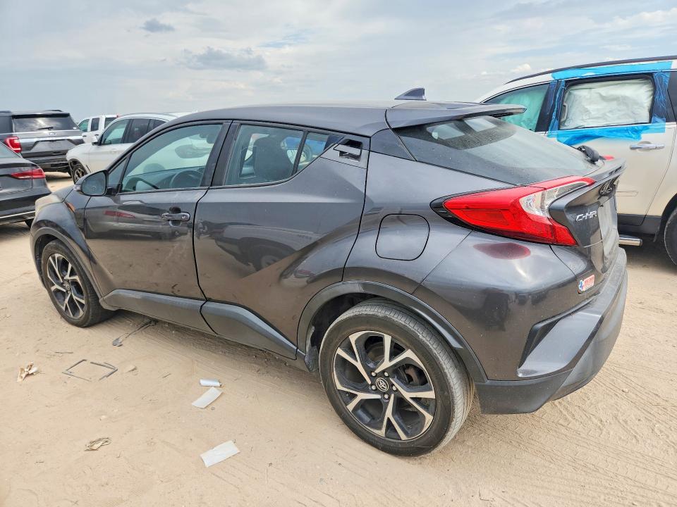 68001166 :رقم المزاد ، NMTKHMBX2JR025644 vin ، 2018 Toyota C-hr مزاد بيع