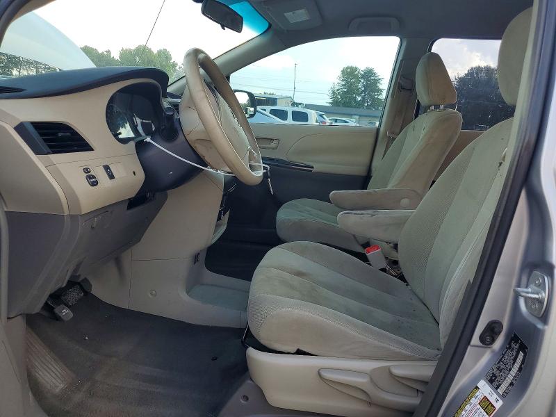 2011 Toyota Sienna მანქანა იყიდება აუქციონზე, vin: 5TDZK3DC1BS013962, აუქციონის ნომერი: 69901746