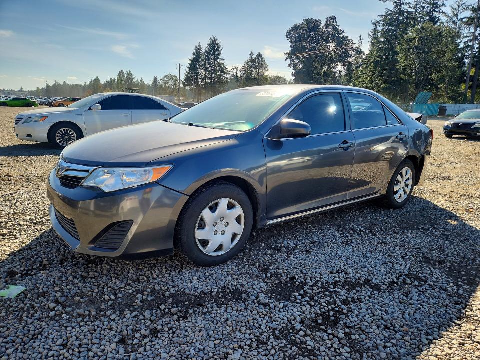 Продаж на аукціоні авто 2014 Toyota Camry, vin: 4T4BF1FK1ER384748, номер лоту: 70909816