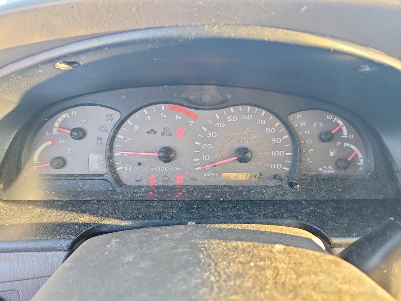 Продажа на аукционе авто 2002 Toyota Sequoia, vin: 5TDBT44A22S111952, номер лота: 69748356