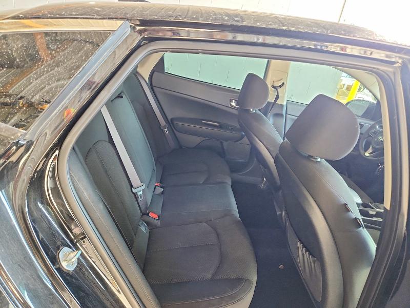 Продажа на аукционе авто 2016 Kia Optima, vin: KNAGT4L39G5111000, номер лота: 69015946