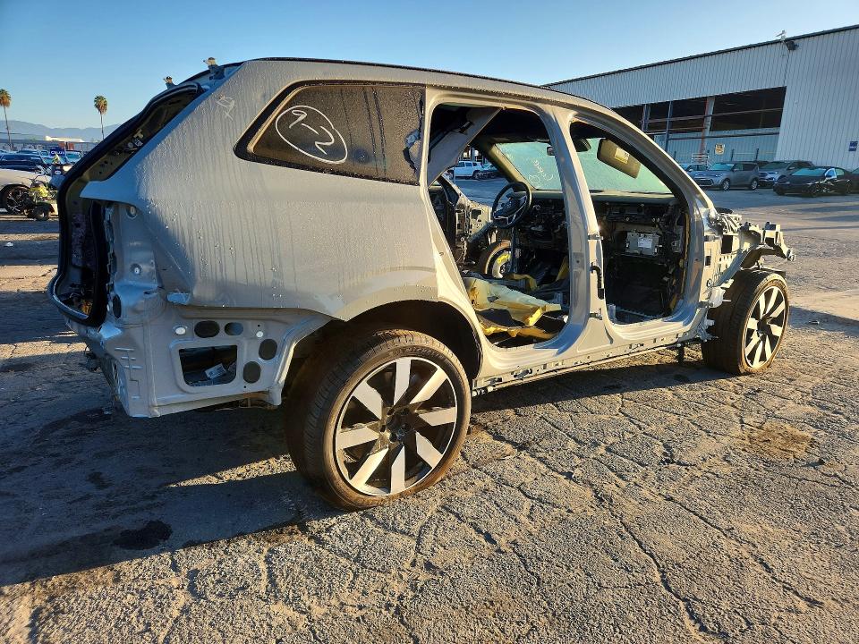 Auction sale of the 2026 Volvo Ex90, vin: 7JDDD3VK9TG060685, lot number: 69300686