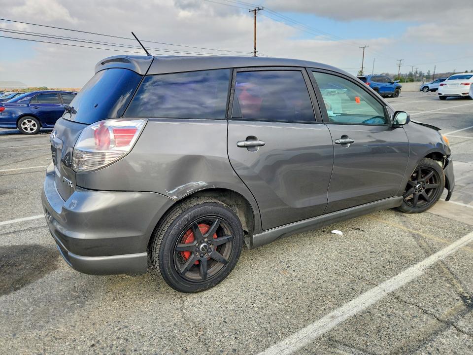69947976 :رقم المزاد ، 2T1KR32E66C565828 vin ، 2006 Toyota Matrix مزاد بيع