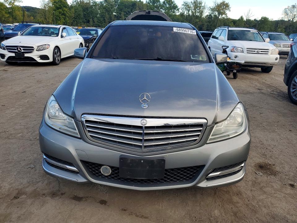 Продаж на аукціоні авто 2013 Mercedes-benz C, vin: WDDGF8AB7DA817760, номер лоту: 68996716