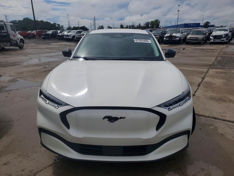 Продажа на аукционе авто 2023 Ford Mustang Mach-e, vin: 3FMTK1SSXPMA09240, номер лота: 67925406