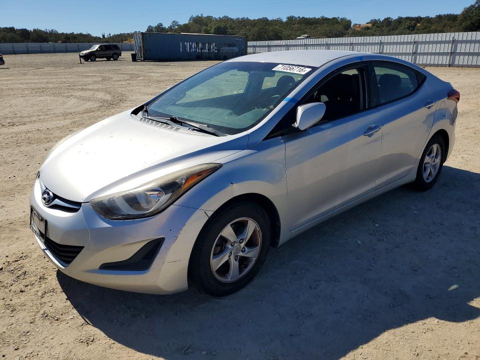 71056716 :رقم المزاد ، 5NPDH4AE9FH562809 vin ، 2015 Hyundai Elantra مزاد بيع