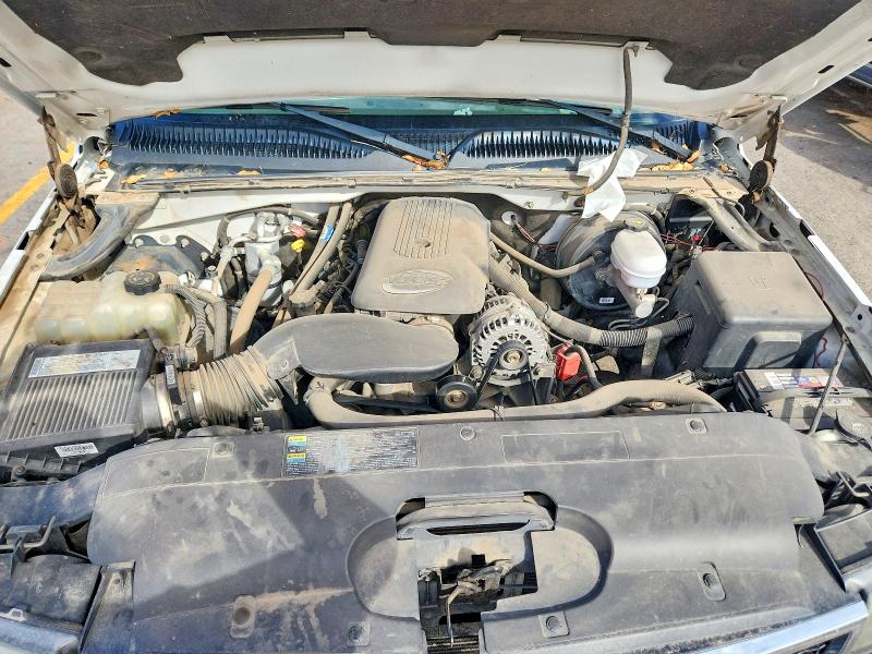 68069796 :رقم المزاد ، 1GCEC14V46E260616 vin ، 2006 Chevrolet Silverado مزاد بيع