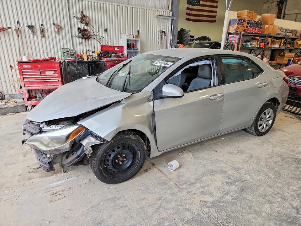 Продажа на аукционе авто 2015 Toyota Corolla, vin: 2T1BURHE6FC411872, номер лота: 69988456