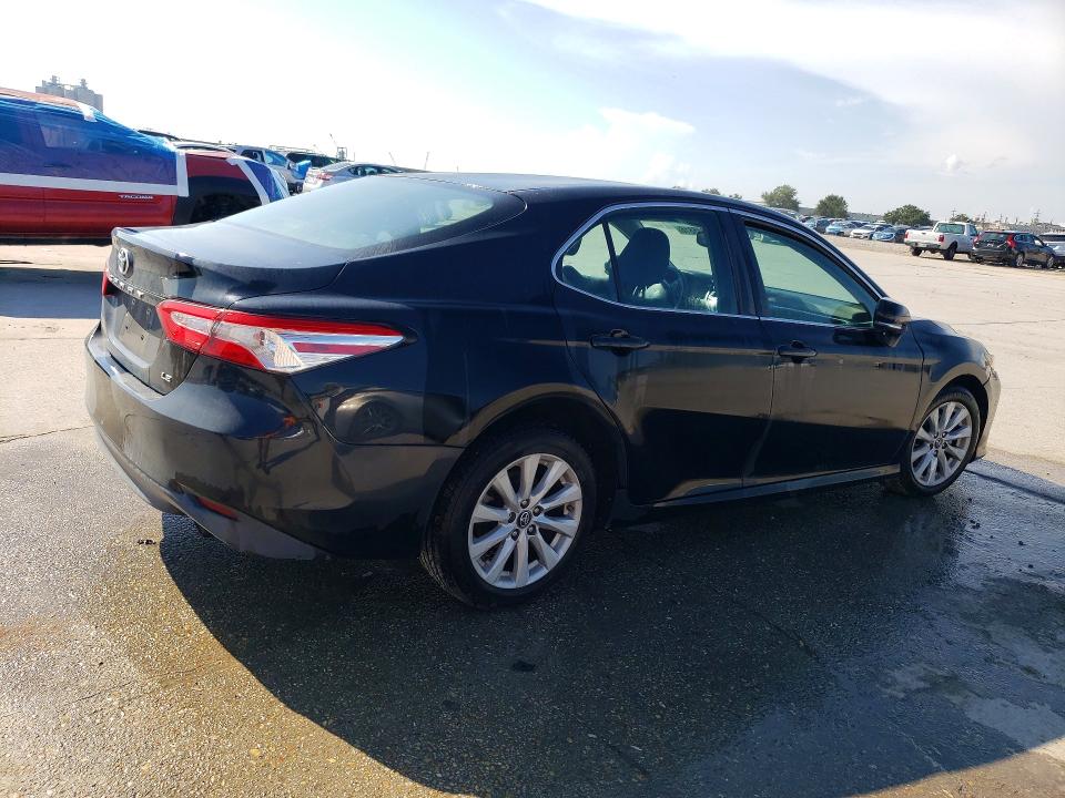 Продаж на аукціоні авто 2018 Toyota Camry, vin: 4T1B11HK6JU077284, номер лоту: 68345816