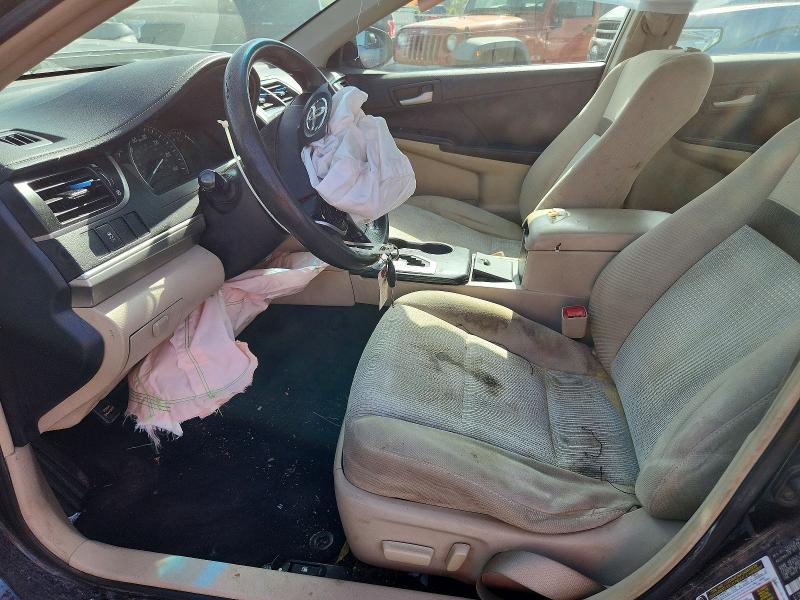 69594576 :رقم المزاد ، 4T4BF1FK7CR225262 vin ، 2012 Toyota Camry مزاد بيع