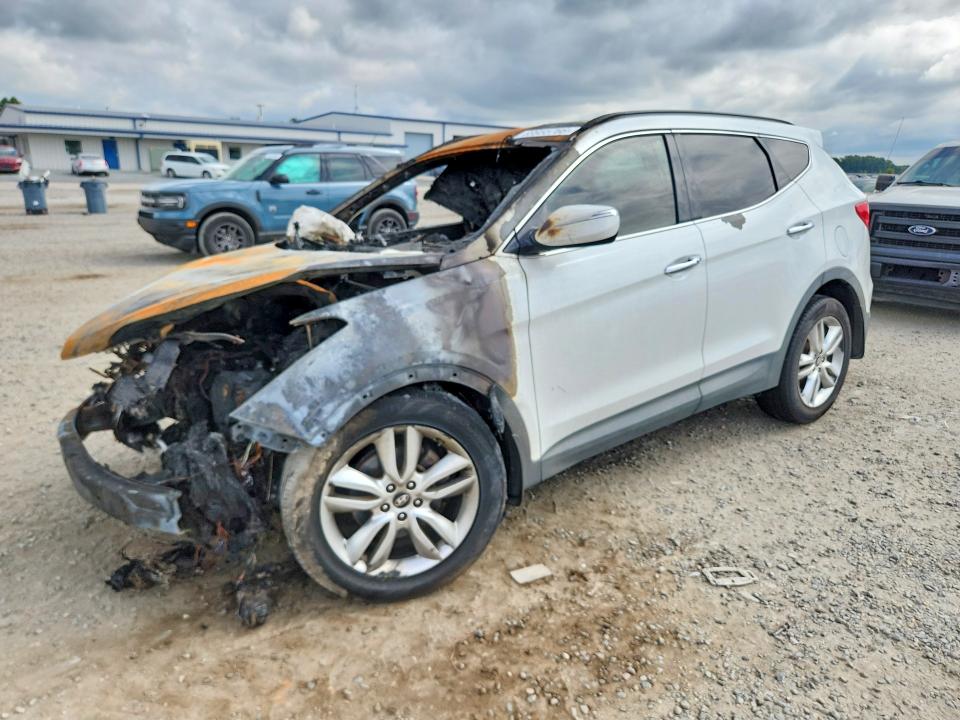 2014 Hyundai Santa Fe Sport მანქანა იყიდება აუქციონზე, vin: 5XYZU3LA8EG169282, აუქციონის ნომერი: 69955766