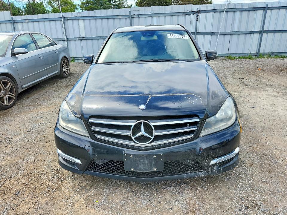 Продаж на аукціоні авто 2014 Mercedes-benz C, vin: WDDGF8AB2EA950928, номер лоту: 68199656