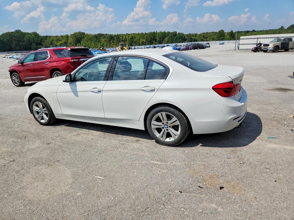 67507946 :رقم المزاد ، WBA8D9G38HNU62281 vin ، 2017 Bmw 330 مزاد بيع
