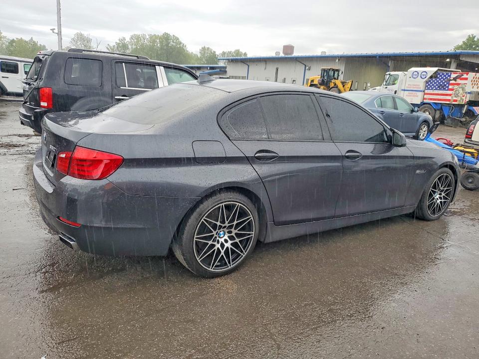 67685426 :رقم المزاد ، WBAFU9C54BC785857 vin ، 2011 Bmw 550 مزاد بيع