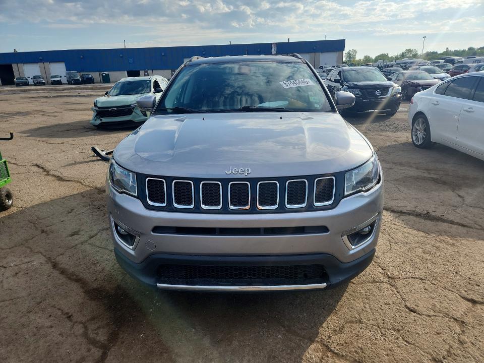 67445446 :رقم المزاد ، 3C4NJDCB5LT161250 vin ، 2020 Jeep Compass مزاد بيع