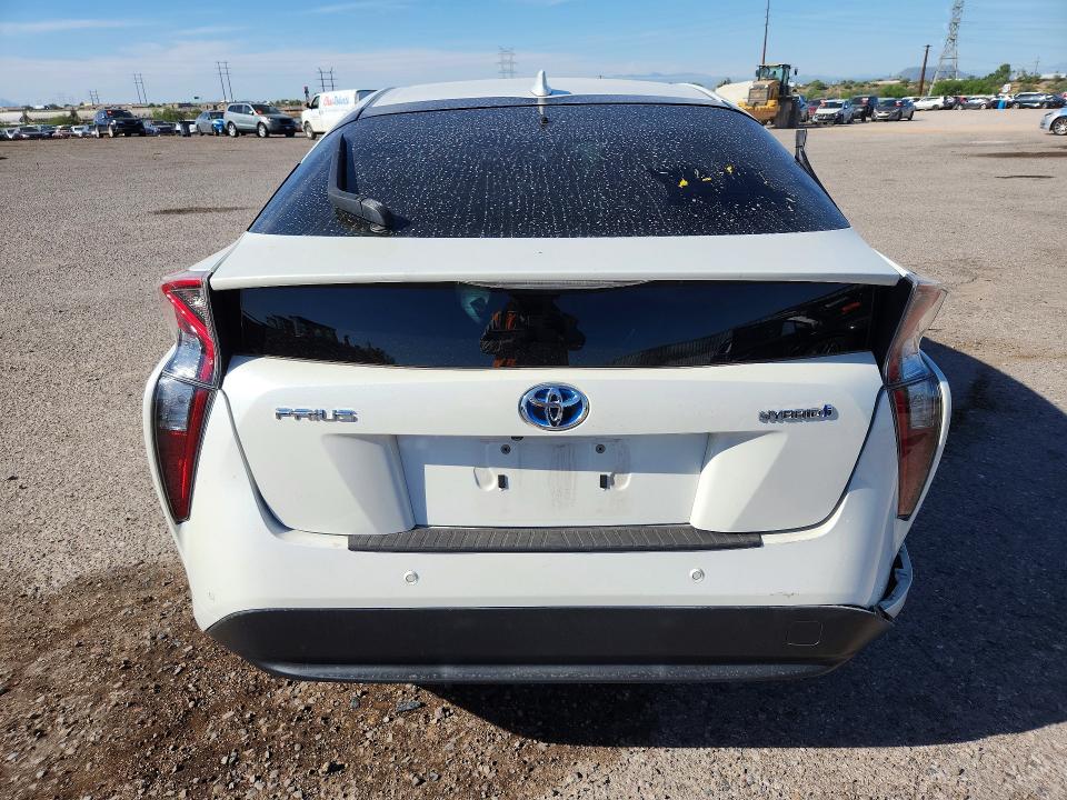 65963046 :رقم المزاد ، JTDKARFU6J3055816 vin ، 2018 Toyota Prius مزاد بيع