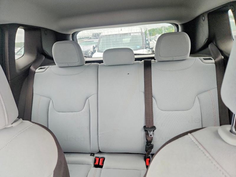 Aukcja sprzedaży 2016 Jeep Renegade, vin: ZACCJBBT5GPC79950, numer aukcji: 69637396