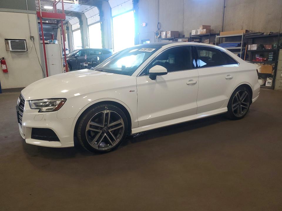 67507956 :رقم المزاد ، WAUJ8GFF5J1040407 vin ، 2018 Audi A3 مزاد بيع