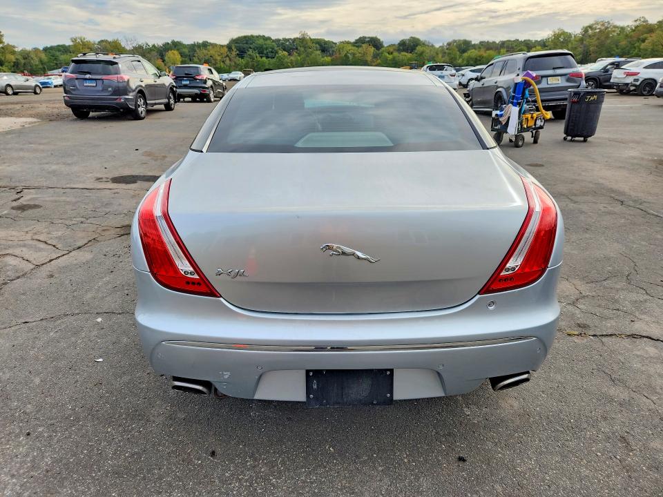 68500606 :رقم المزاد ، SAJWA2GB7BLV20757 vin ، 2011 Jaguar Xjl مزاد بيع