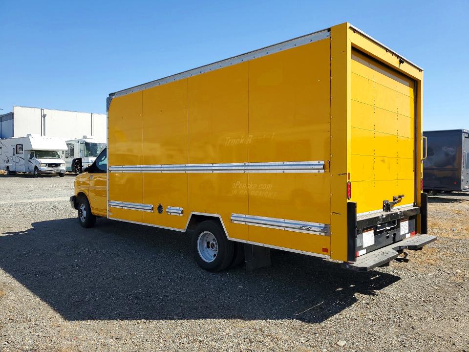 67993356 :رقم المزاد ، 7GZ37TC79MN007088 vin ، 2021 Gmc Savana مزاد بيع