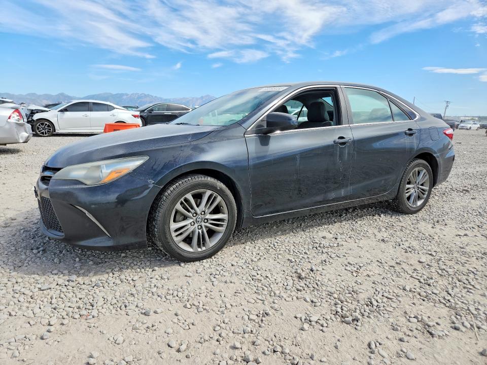 68066456 :رقم المزاد ، 4T1BF1FK1GU262453 vin ، 2016 Toyota Camry مزاد بيع