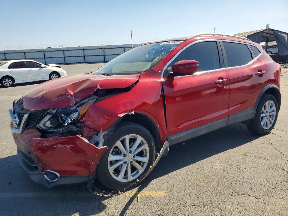 2017 Nissan Rogue Sport მანქანა იყიდება აუქციონზე, vin: JN1BJ1CPXHW013404, აუქციონის ნომერი: 70829996