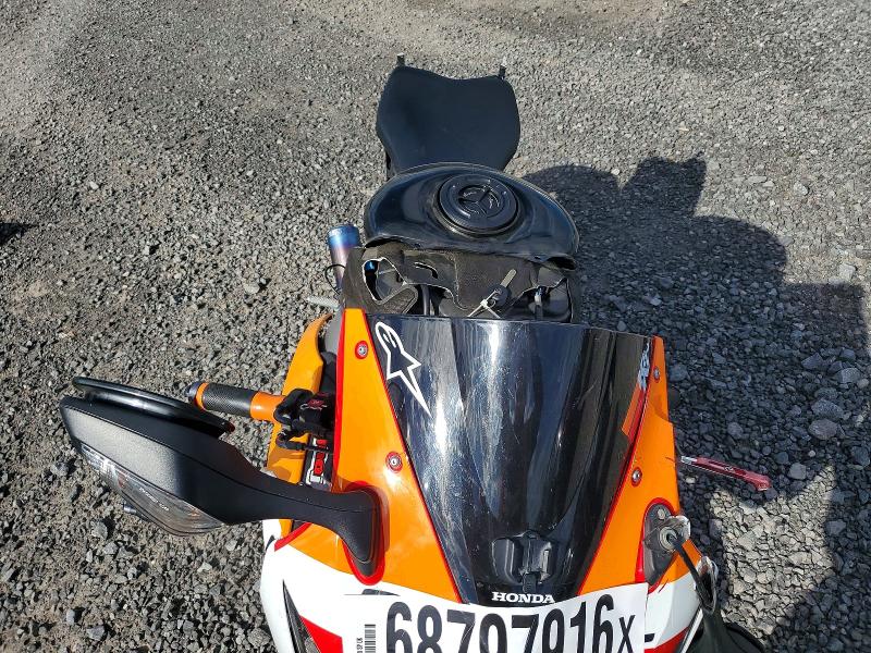 68797916 :رقم المزاد ، JH2SC59M8FK700016 vin ، 2015 Honda Cbr1000 مزاد بيع