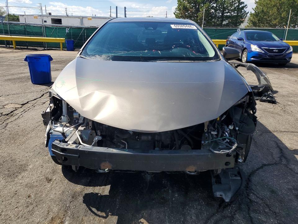 Продаж на аукціоні авто 2017 Toyota Corolla, vin: 2T1BURHEXHC784495, номер лоту: 69389486