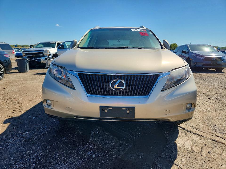 70149866 :رقم المزاد ، 2T2BK1BA4BC103540 vin ، 2011 Lexus Rx مزاد بيع
