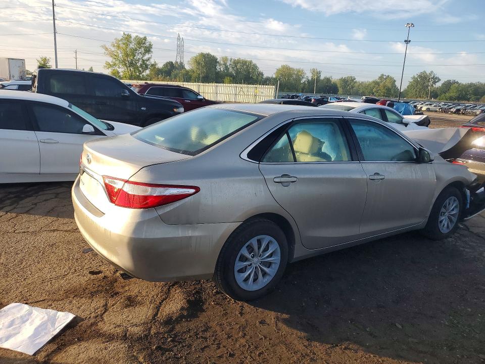 Продажа на аукционе авто 2015 Toyota Camry, vin: 4T1BF1FKXFU099235, номер лота: 68591646