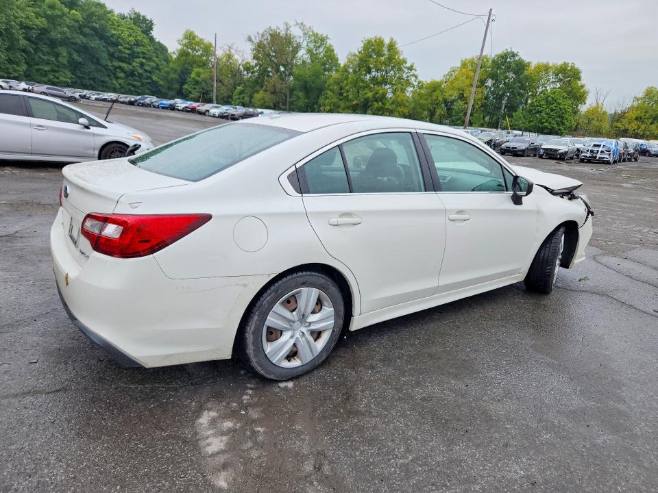 69670986 :رقم المزاد ، 4S3BNAB6XK3038368 vin ، 2019 Subaru Legacy مزاد بيع