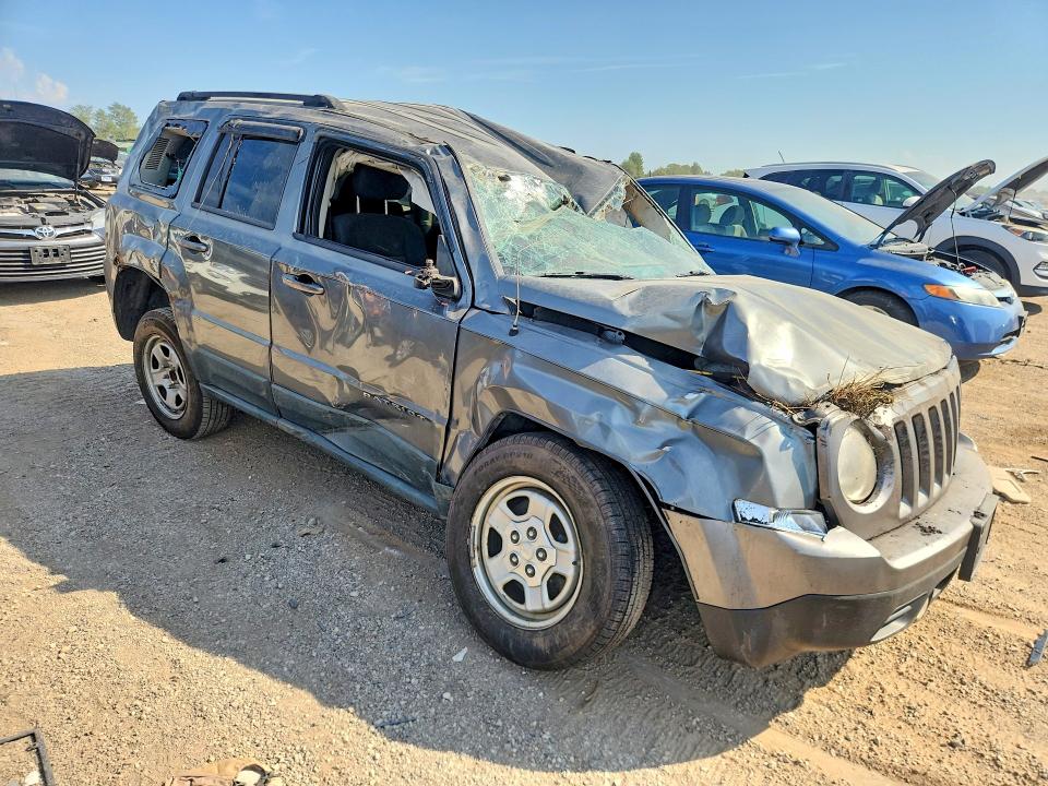 67395976 :رقم المزاد ، 1J4NT1GAXBD288861 vin ، 2011 Jeep Patriot مزاد بيع