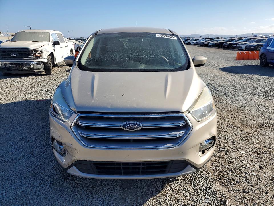 69638886 :رقم المزاد ، 1FMCU9GD2HUF05469 vin ، 2017 Ford Escape مزاد بيع