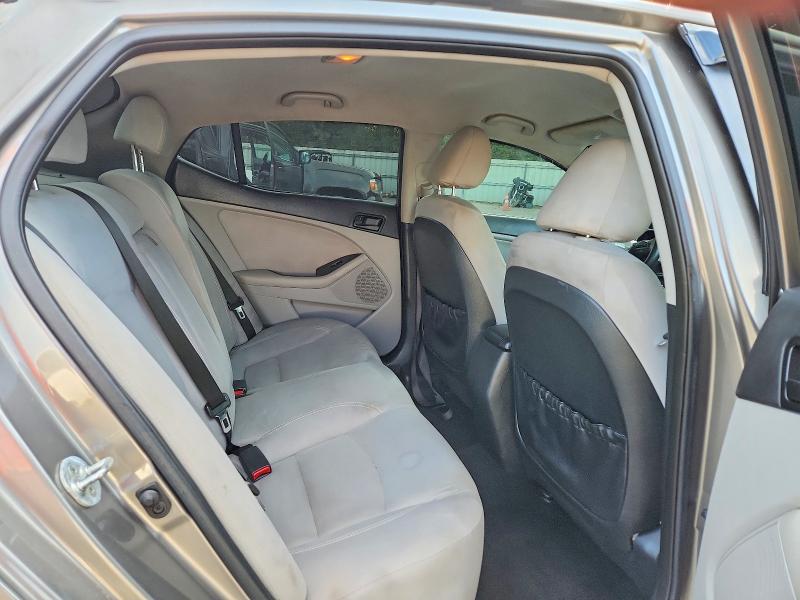68737056 :رقم المزاد ، 5XXGM4A7XFG421947 vin ، 2015 Kia Optima مزاد بيع
