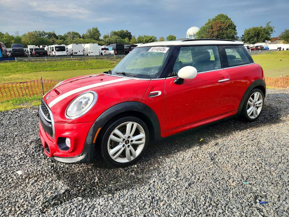 68148426 :رقم المزاد ، WMWXP7C50G3B49561 vin ، 2016 Mini Cooper مزاد بيع
