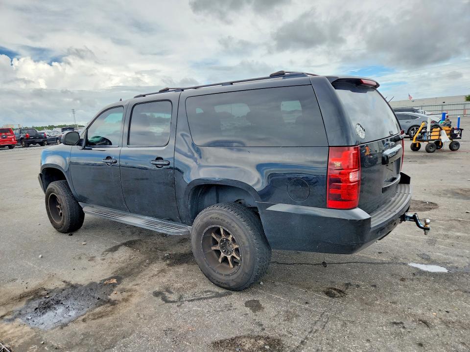 67789396 :رقم المزاد ، 1GNUKJE34AR131053 vin ، 2010 Chevrolet Suburban مزاد بيع