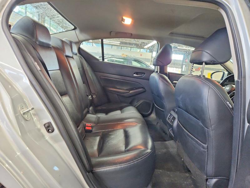 68070356 :رقم المزاد ، 1N4BL4FW2MN354068 vin ، 2021 Nissan Altima مزاد بيع