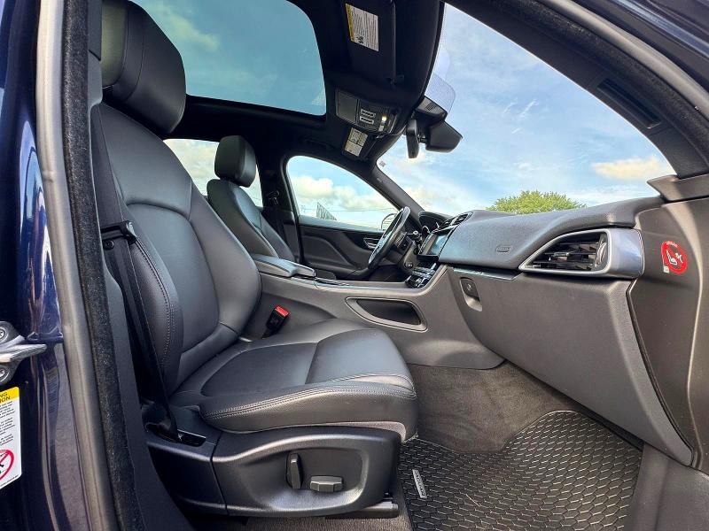 Продаж на аукціоні авто 2017 Jaguar F-pace, vin: SADCJ2BV1HA884653, номер лоту: 68299996