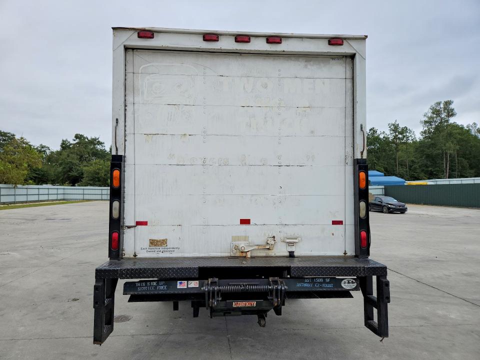 70689666 :رقم المزاد ، J8DC4B16167015606 vin ، 2006 Gmc W4500 مزاد بيع