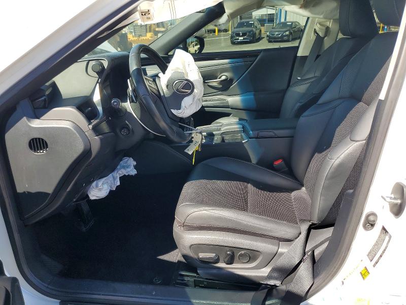 68548536 :رقم المزاد ، 58AD11D1XMU002493 vin ، 2021 Lexus Es 250 مزاد بيع