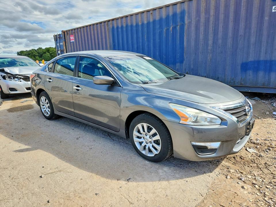 2014 Nissan Altima მანქანა იყიდება აუქციონზე, vin: 1N4AL3AP9EC268615, აუქციონის ნომერი: 69557726
