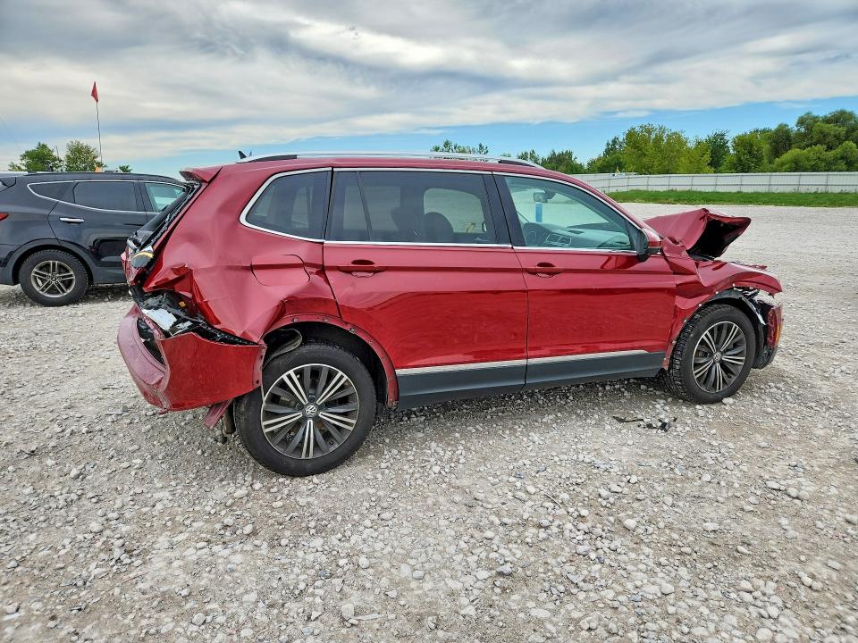 68237606 :رقم المزاد ، 3VV2B7AX7JM014761 vin ، 2018 Volkswagen Tiguan مزاد بيع