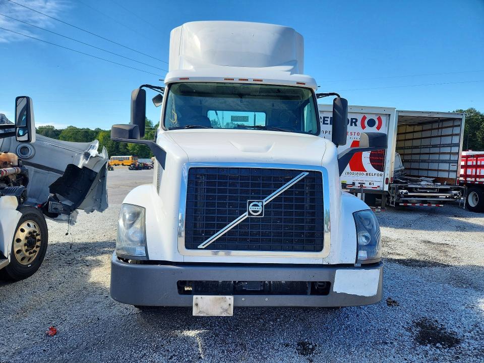 Aukcja sprzedaży 2017 Volvo Vnl, vin: 4V4N39TG5HN988101, numer aukcji: 69939086