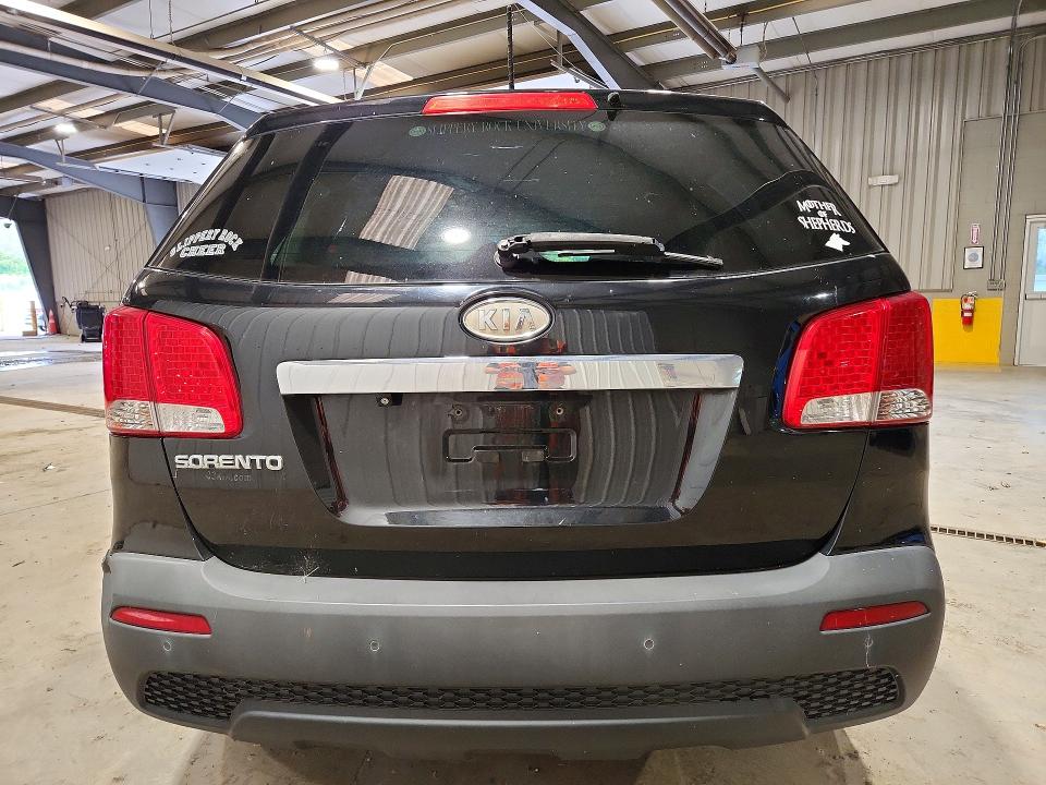 69845146 :رقم المزاد ، 5XYKT4A18BG165077 vin ، 2011 Kia Sorento مزاد بيع