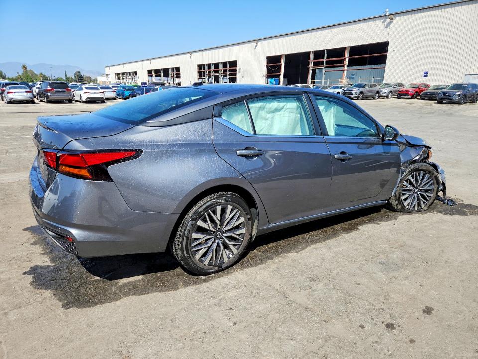 68978606 :رقم المزاد ، 1N4BL4DV0TN318615 vin ، 2026 Nissan Altima مزاد بيع