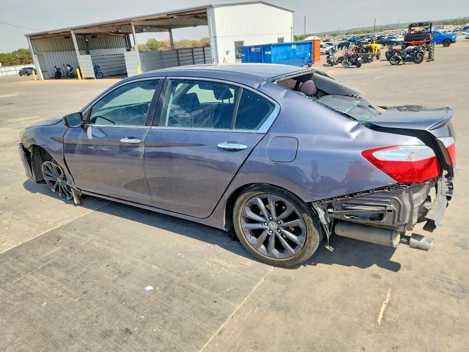 70149746 :رقم المزاد ، 1HGCR2F51FA033465 vin ، 2015 Honda Accord مزاد بيع